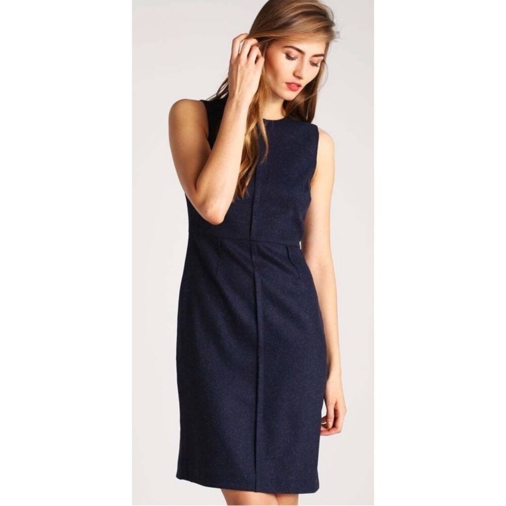 Banana Republic Navy Blue Pleasted Wool-Blend Flannel Sheath Dress Size 10T